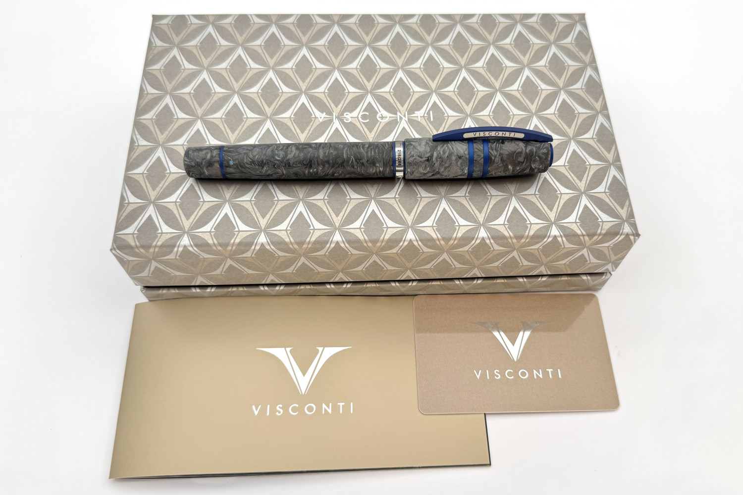 ViscontiLEHomoSapiensCarbonAbyssusFPp_C